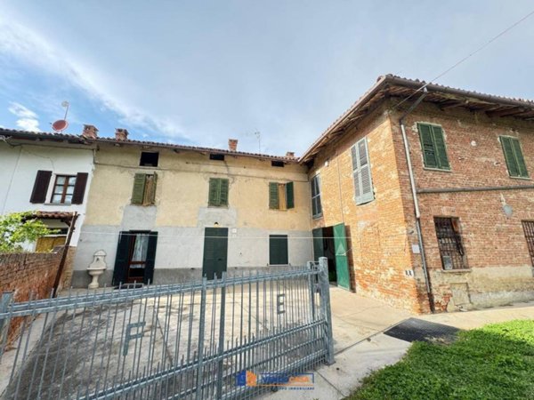 casa indipendente in vendita a Costigliole d'Asti