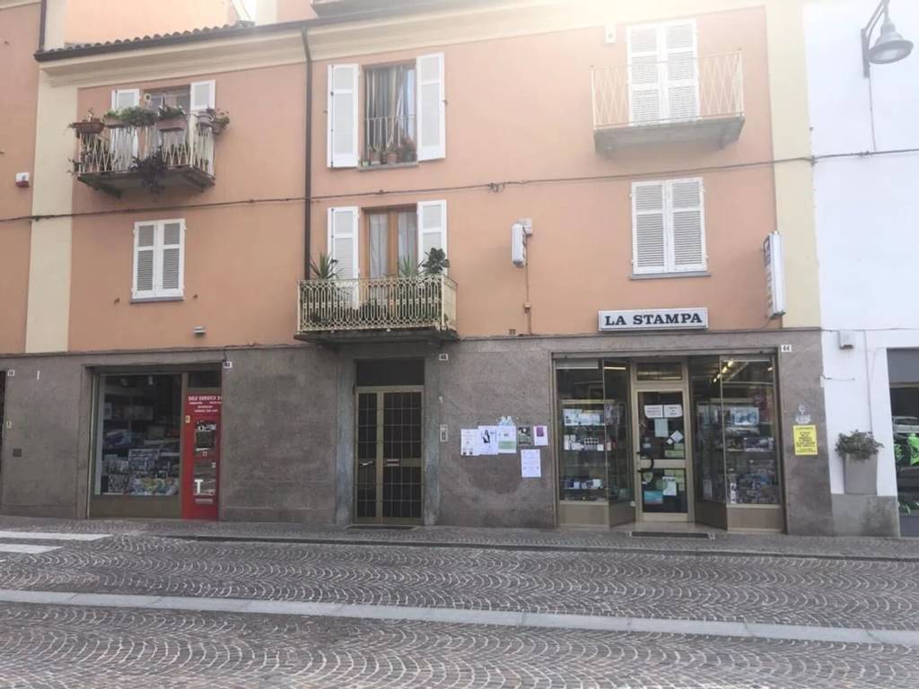 negozio in vendita a Costigliole d'Asti