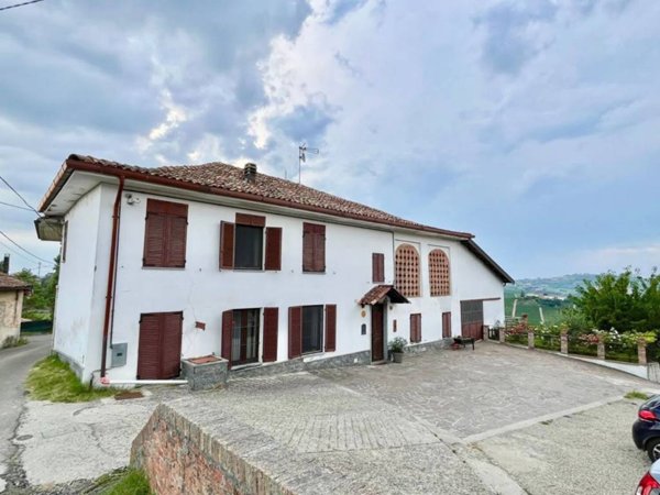casa indipendente in vendita a Costigliole d'Asti