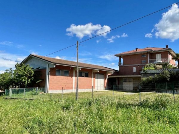 casa indipendente in vendita a Costigliole d'Asti