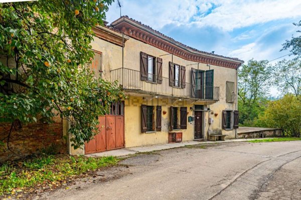 casale in vendita a Costigliole d'Asti