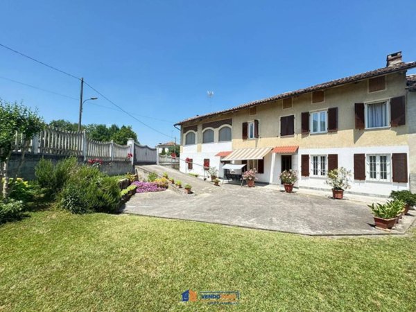 casa indipendente in vendita a Costigliole d'Asti in zona Motta