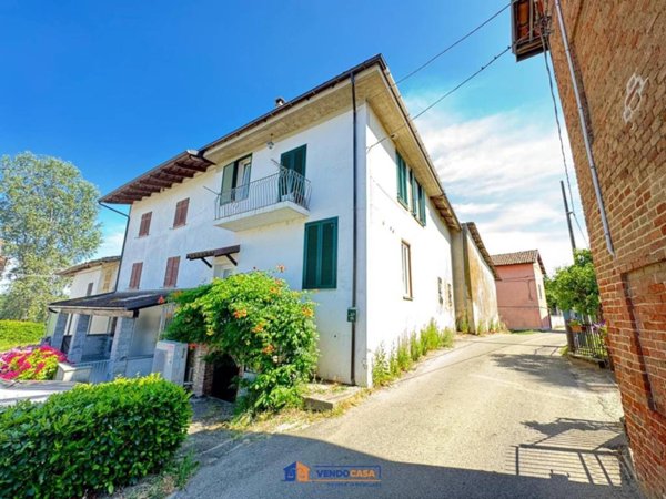 casa indipendente in vendita a Costigliole d'Asti