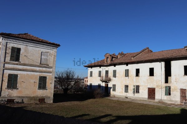 casale in vendita a Costigliole d'Asti in zona Motta