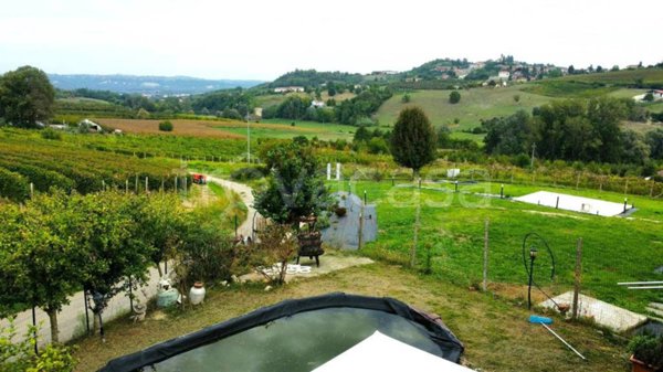 casa indipendente in vendita a Costigliole d'Asti