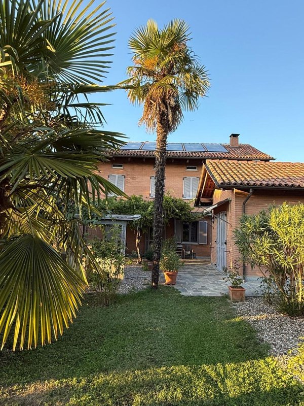casa indipendente in vendita a Costigliole d'Asti