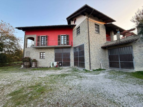 casa indipendente in vendita a Costigliole d'Asti
