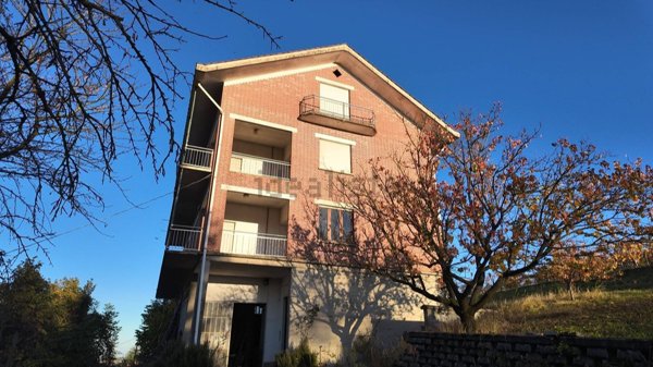 casa indipendente in vendita a Costigliole d'Asti in zona Loreto