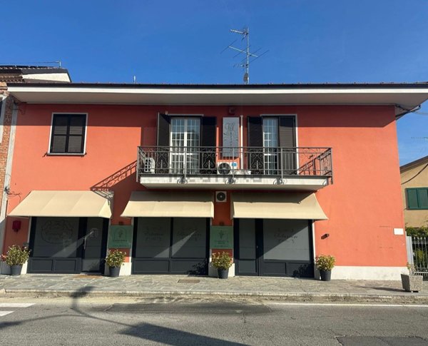 casa indipendente in vendita a Costigliole d'Asti