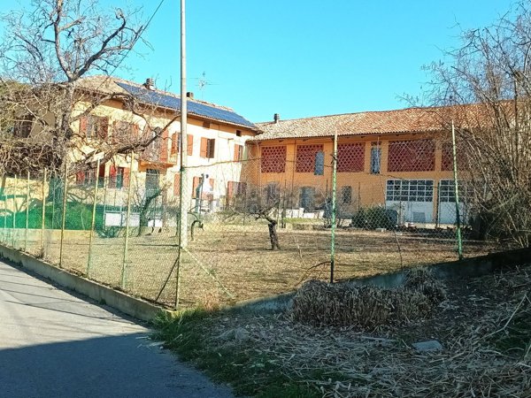 casa indipendente in vendita a Costigliole d'Asti