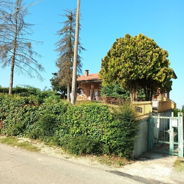 casa indipendente in vendita a Costigliole d'Asti
