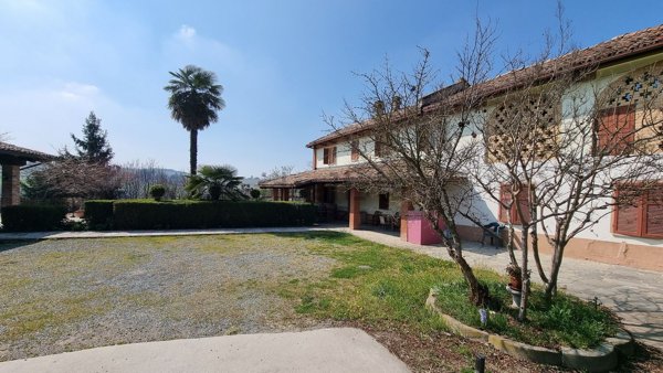 casale in vendita a Costigliole d'Asti
