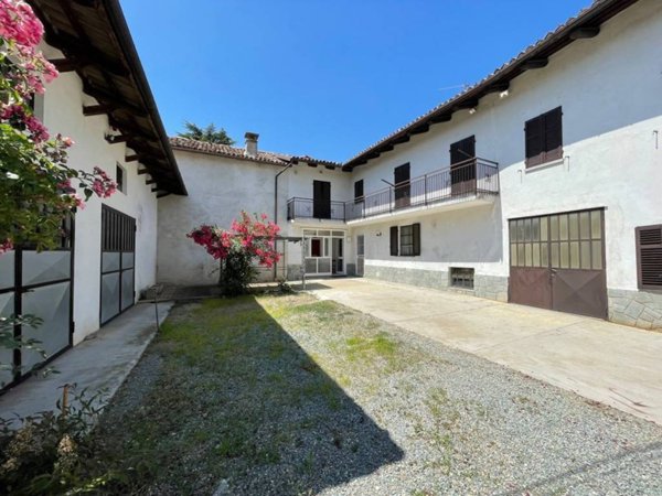 casa indipendente in vendita a Costigliole d'Asti