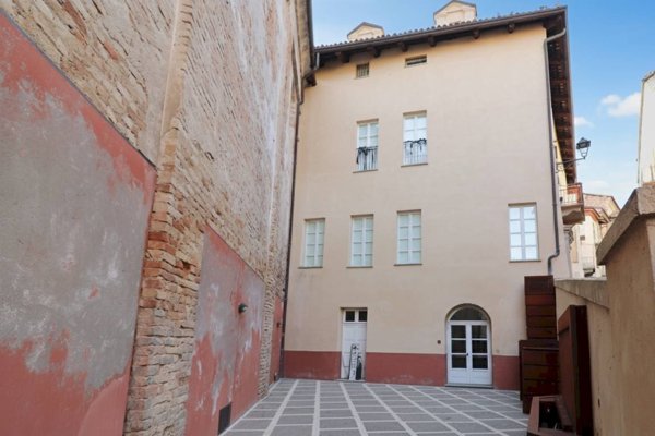 casa indipendente in vendita a Costigliole d'Asti