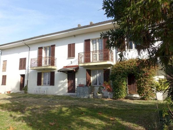 casale in vendita a Costigliole d'Asti