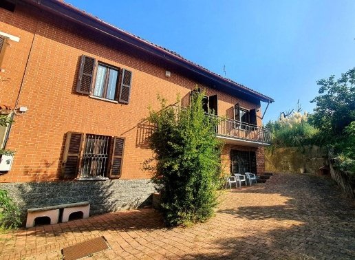 casa indipendente in vendita a Costigliole d'Asti