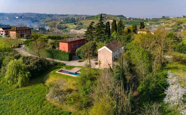 casale in vendita a Costigliole d'Asti