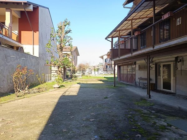 casa indipendente in vendita a Costigliole d'Asti in zona Motta