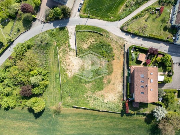 terreno edificabile in vendita a Costigliole d'Asti