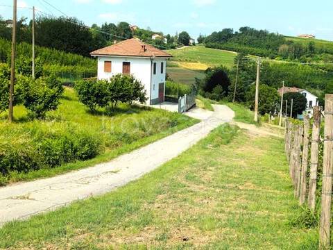 terreno agricolo in vendita a Costigliole d'Asti