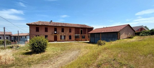 casa indipendente in vendita a Costigliole d'Asti in zona Loreto