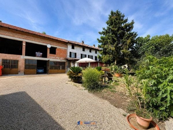 casa indipendente in vendita a Costigliole d'Asti