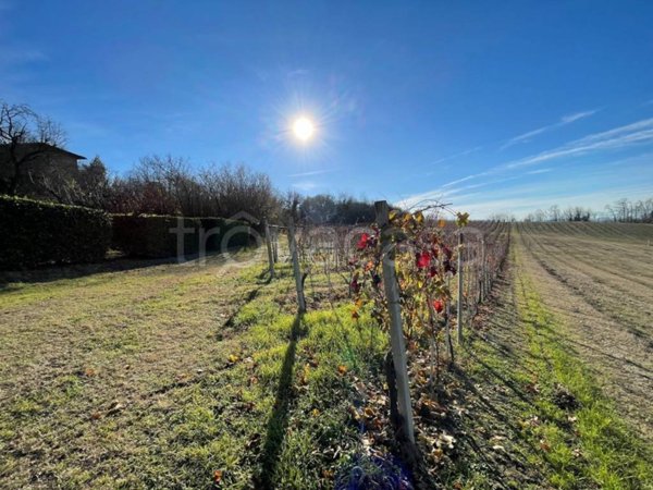 terreno in vendita a Costigliole d'Asti in zona Annunziata