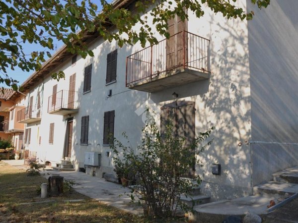 casa semindipendente in vendita a Costigliole d'Asti