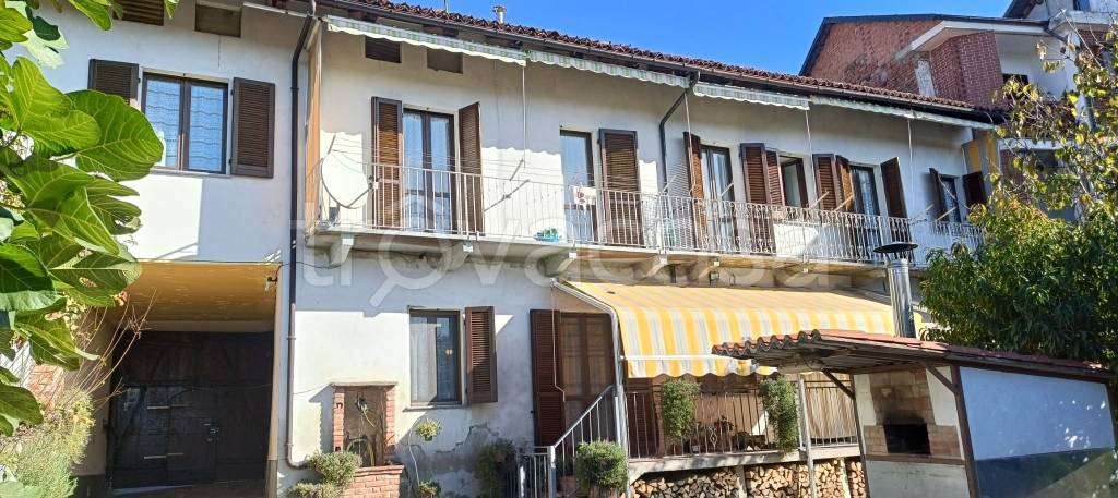 casa indipendente in vendita a Cunico