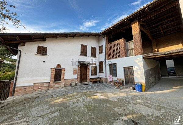 casa indipendente in vendita a Cunico