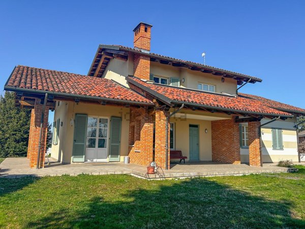 casa indipendente in vendita a Dusino San Michele