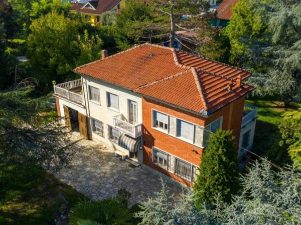 casa indipendente in vendita a Dusino San Michele