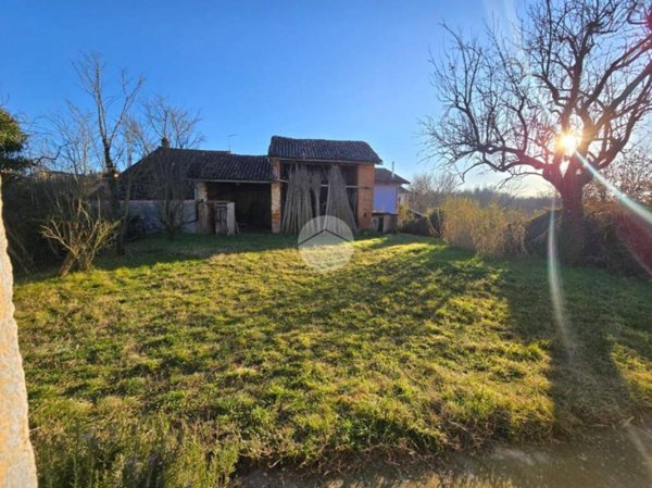 casa indipendente in vendita a Ferrere