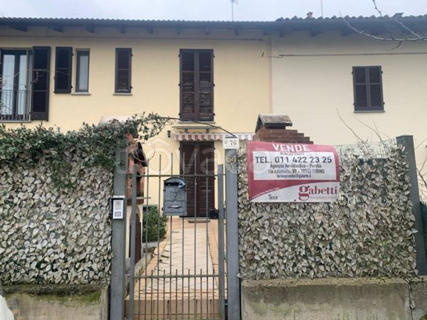 casa indipendente in vendita a Ferrere