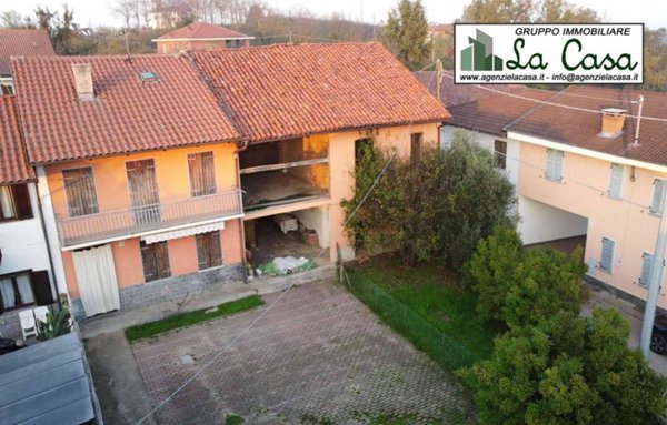 casa indipendente in vendita a Ferrere