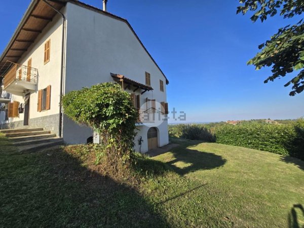casa indipendente in vendita a Ferrere