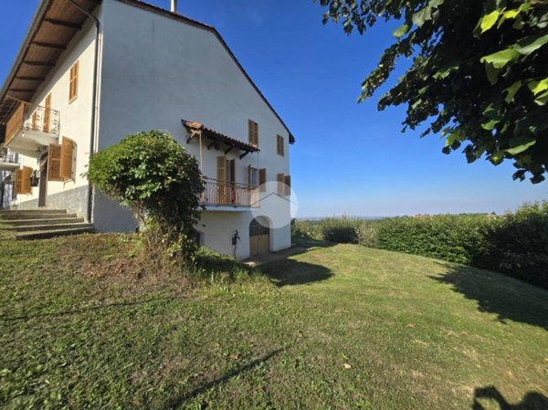casa indipendente in vendita a Ferrere