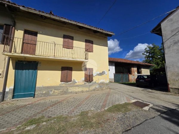 casa indipendente in vendita a Ferrere
