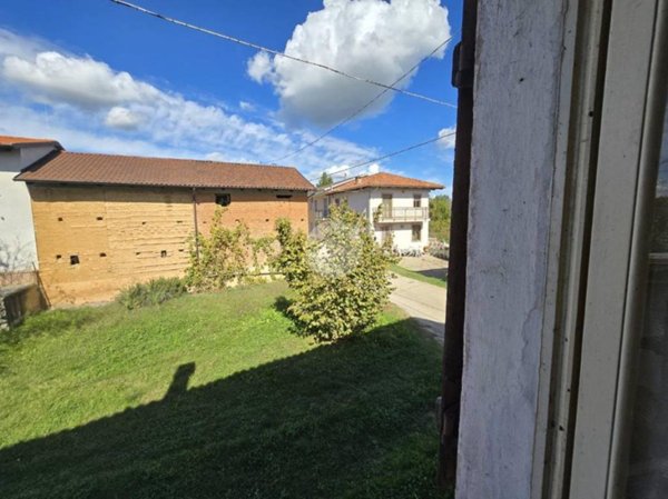 casa indipendente in vendita a Ferrere