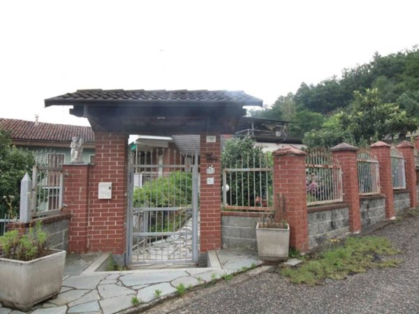 appartamento in vendita a Ferrere