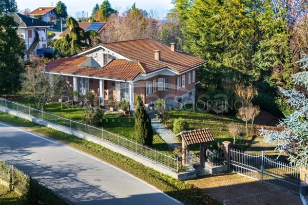 casa indipendente in vendita a Ferrere