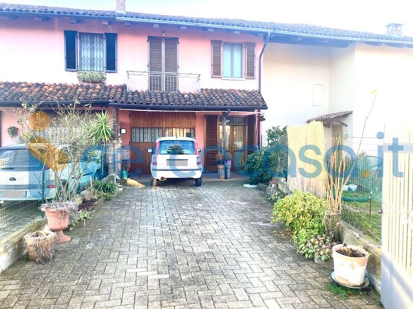 casa indipendente in vendita a Ferrere