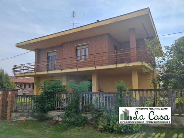 casa indipendente in vendita a Ferrere