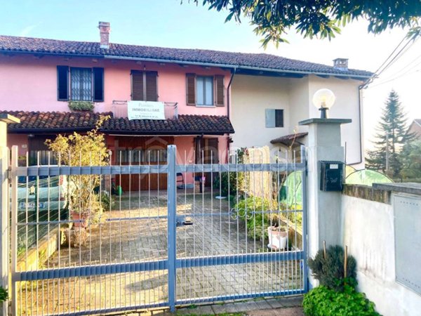 casa indipendente in vendita a Ferrere