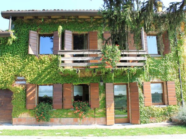 casa indipendente in vendita a Fontanile