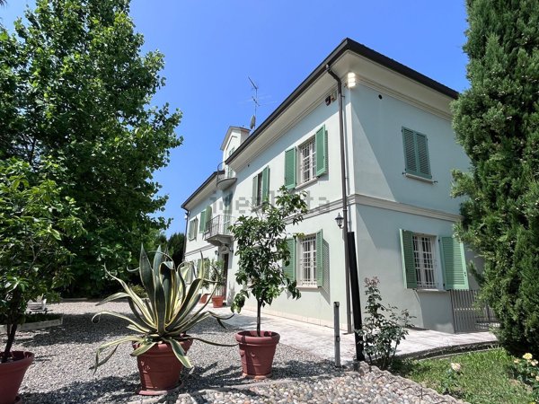 casa indipendente in vendita a Fontanile