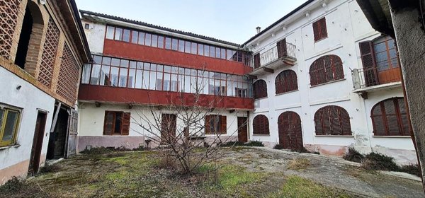 casa indipendente in vendita a Fontanile