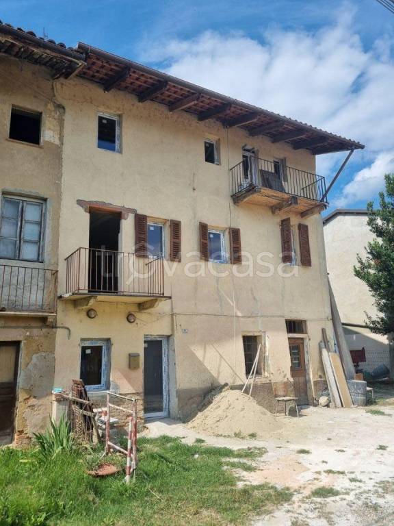 casa indipendente in vendita a Frinco