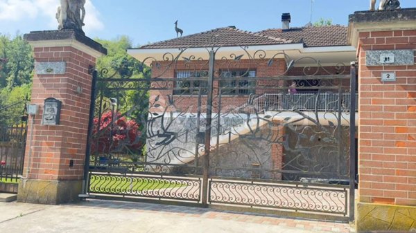 casa indipendente in vendita a Frinco