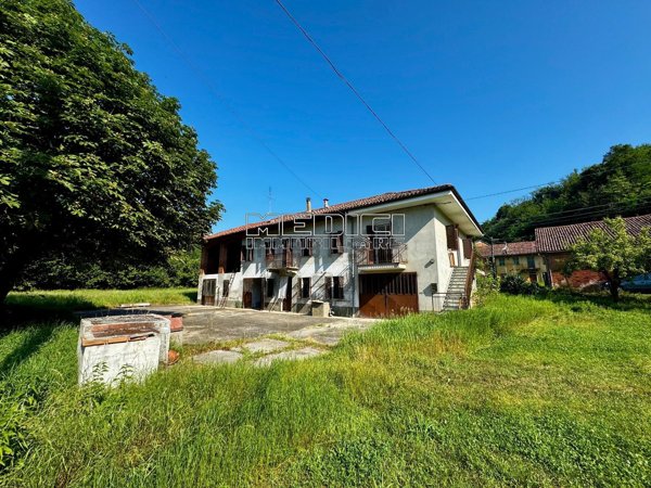 casale in vendita a Frinco